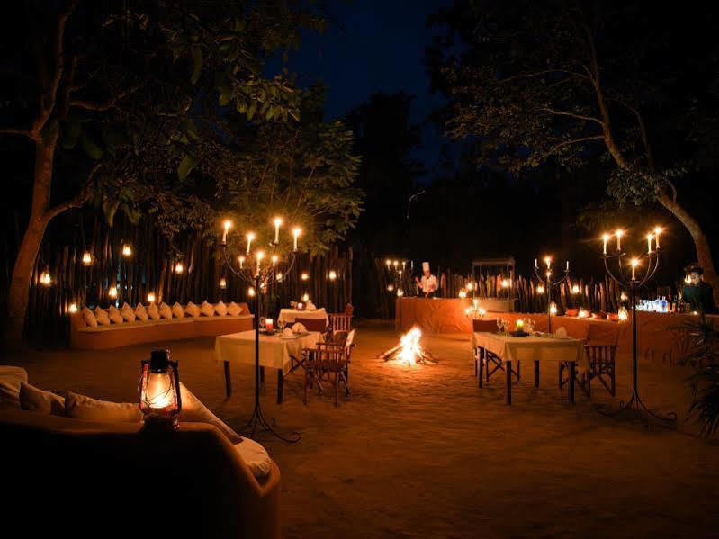 Singinawa Jungle Lodge Kanha Lagma Exterior foto